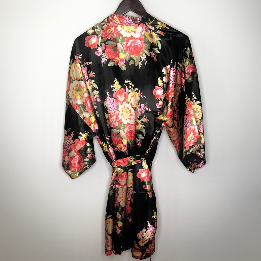 Silky floral robe